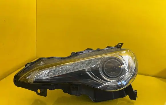 Toyota GT 86 Headlight/headlamp 10060083