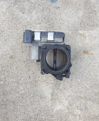 Audi RS4 B9 Electric throttle body valve 06M133062H 172420 MMU3041701