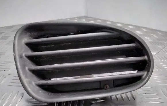 Mitsubishi Carisma Front bumper lower grill MR153415