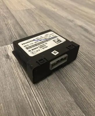 Honda CR-V Parking PDC control unit/module 39670T1VG012M1 0263004765