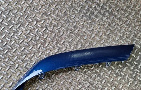 Under headlight/headlamp trim
