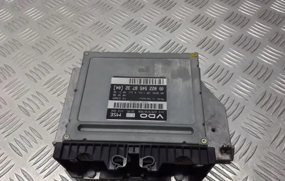 Mercedes-Benz C W202 Engine control unit/module 0225458732