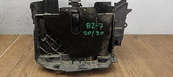 Renault Trafic III (X82) Battery box tray 244465670R