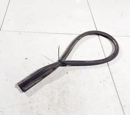 Opel Insignia A Rubber seal front coupe door 