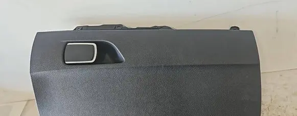 BMW 1 F20 F21 Glove box