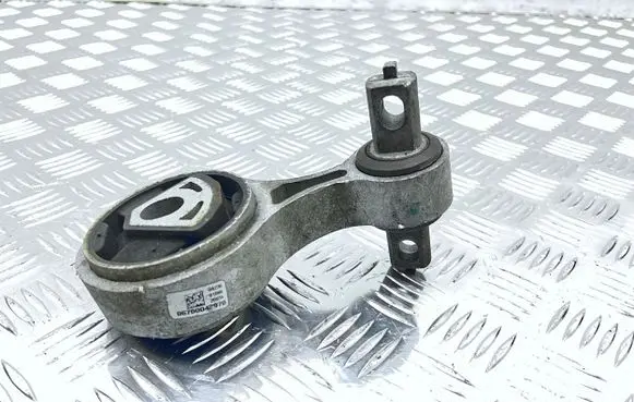 Maserati Ghibli Gearbox mounting bracket 0A236 26915 06700042970