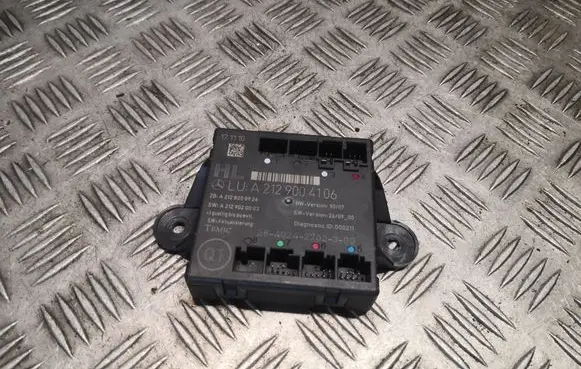 Mercedes-Benz E W212 Door control unit/module 2129004106 A2129004106