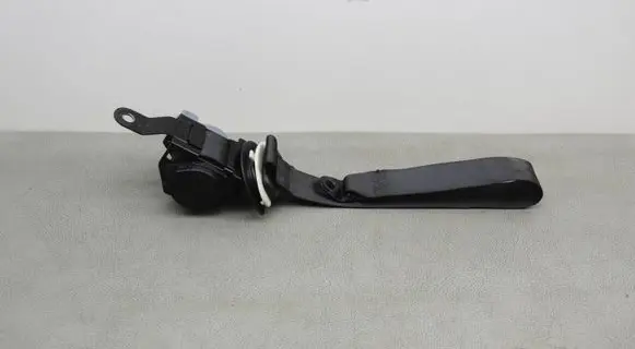 Front seatbelt