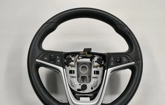 Opel Zafira C Steering wheel 13365200