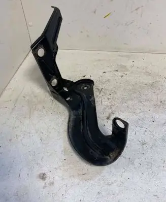 Audi A6 S6 C6 4F Intercooler pipe mounting bracket 4F0145813F