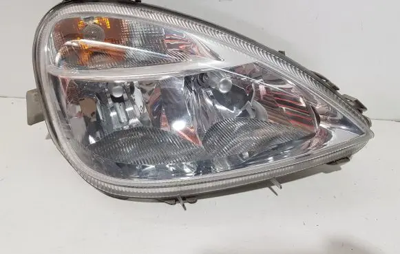 Mercedes-Benz A W168 Headlight/headlamp A1688201861
