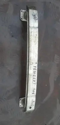 Peugeot 308 Front bumper support beam 
