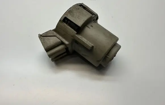 Volkswagen Amarok Ignition lock contact 7E0905865