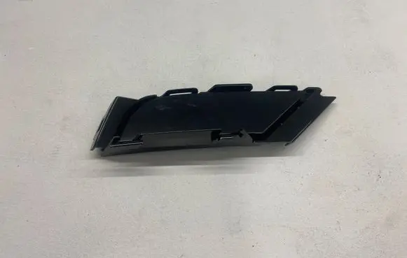 Volkswagen Tiguan Front bumper lower grill 5NA853950B