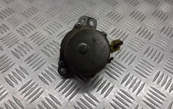 Fiat Punto (188) Vacuum pump