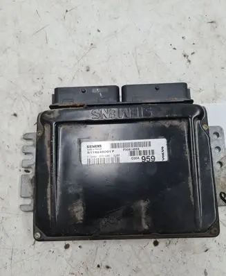 Volvo S40, V40 Engine control unit/module S118245001F P30614959
