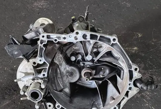 Citroen Berlingo Manual 5 speed gearbox 20DP33