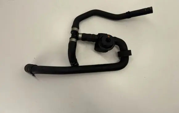 Volkswagen Touareg II Coolant heater control valve 1J0819809 7P0122049 7P0122049H