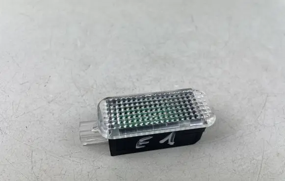 Audi e-tron Other interior light 4E0947415
