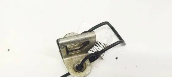 Fiat Punto (188) Front door lock loop/hook striker 