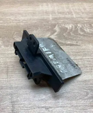 Nissan Primera Heater blower motor/fan resistor 9909E57