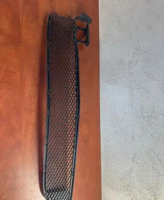 Mercedes-Benz B W246 W242 Front bumper lower grill A2468852222 A2468852322
