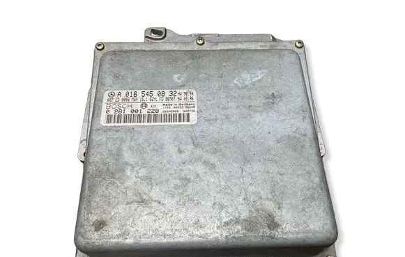 Mercedes-Benz E W210 Engine control unit/module A0165450832 0281001228