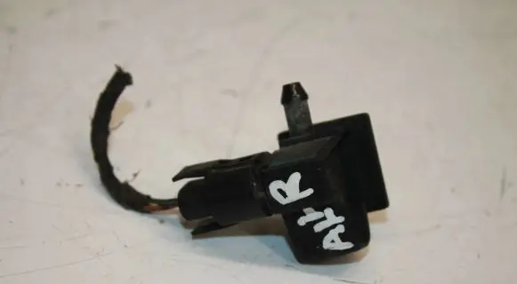 Audi A6 Allroad C5 Windshield washer spray nozzle 4B0955987