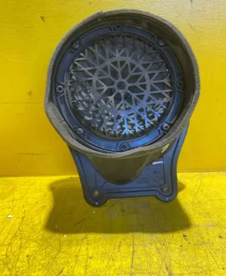 Citroen C4 I Picasso Front door speaker 9657726680