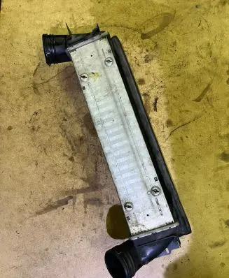 BMW 3 E92 E93 Intercooler radiator 17517540035 7540035 3278876