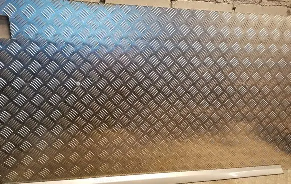 Mercedes-Benz C W203 Front door trim (molding) 2036903662