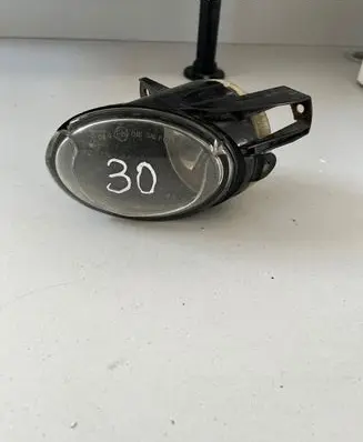 Volkswagen PASSAT B6 Front fog light 27129300