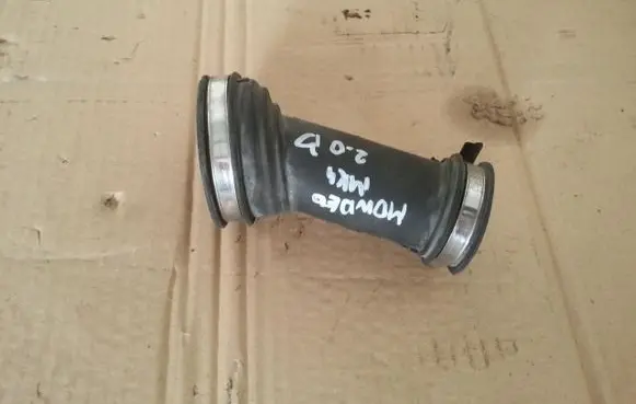 Ford Mondeo MK IV Air filter cleaner box bracket assembly 