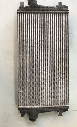 Opel Zafira C Intercooler radiator