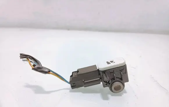 Ford Focus Airbag deployment crash/impact sensor AM5T14B342AA C83HA