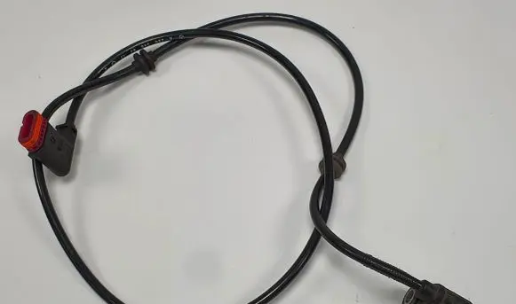 Mercedes-Benz C W204 ABS rear brake sensor A2045400317