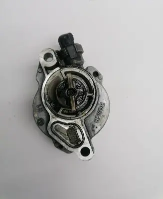Volvo V50 Vacuum pump 01562A 1709S