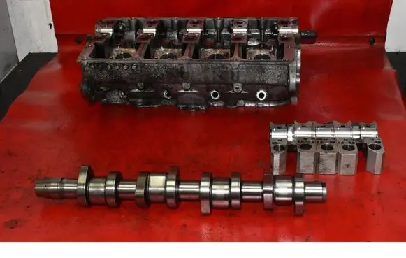 Audi A4 S4 B7 8E 8H Engine head 038103373R