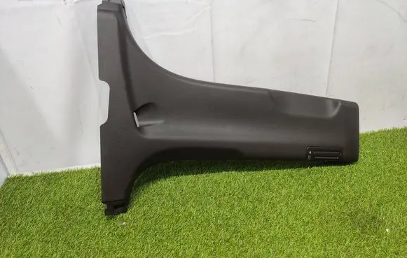 Hyundai Santa Fe (B) pillar trim (bottom) 858454Z000