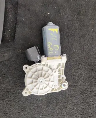 BMW X6 F16 Rear door window regulator motor C11469102 7322748 0713174B202