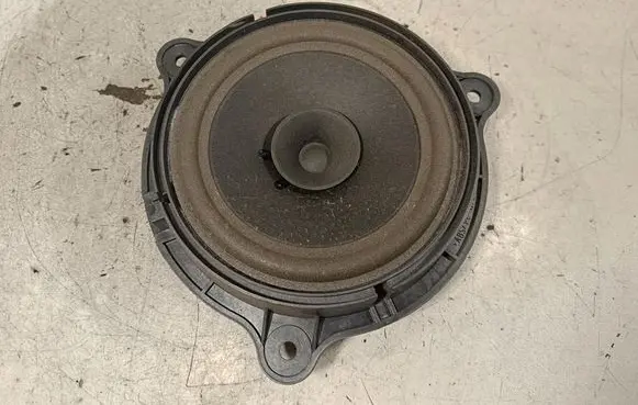 Nissan Navara D40 Rear door speaker 28156EB300