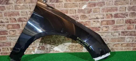 Ford Focus Fender