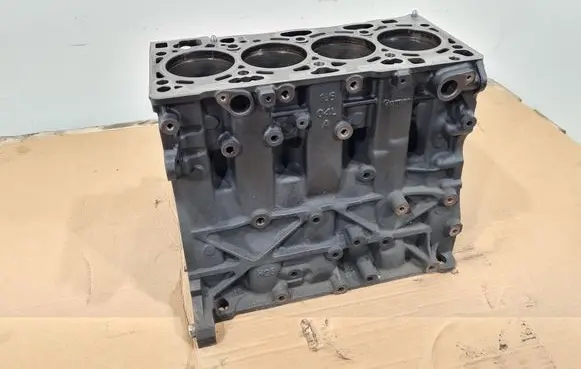 Skoda Octavia Mk2 (1Z) Engine block 04L023A 034091015