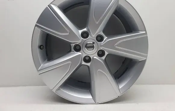 Volvo XC40 R17 alloy rim 31680565