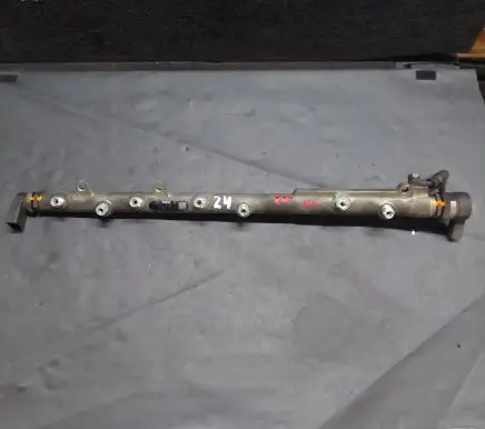 BMW 5 E60 E61 Fuel main line pipe 7788679 007010