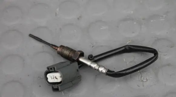 Mitsubishi L200 Exhaust gas temperature sensor MITSUBISHI1587A088 1587A088