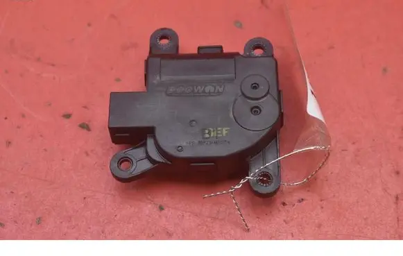 Hyundai Kona I Air flap motor/actuator H400730891