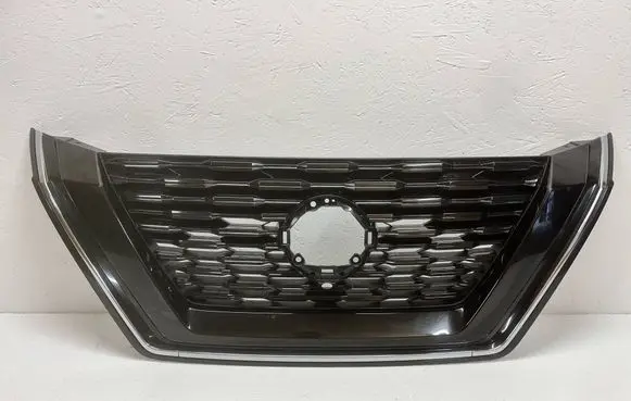 Front bumper upper radiator grill
