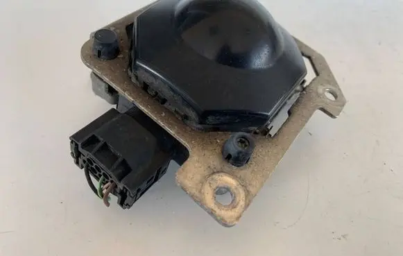 Audi A4 S4 B9 Distronic sensor radar 8W0907561C 8W0907561 8W0907574
