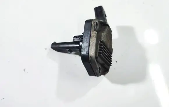 Volkswagen Golf IV Oil level sensor 1J0907660B